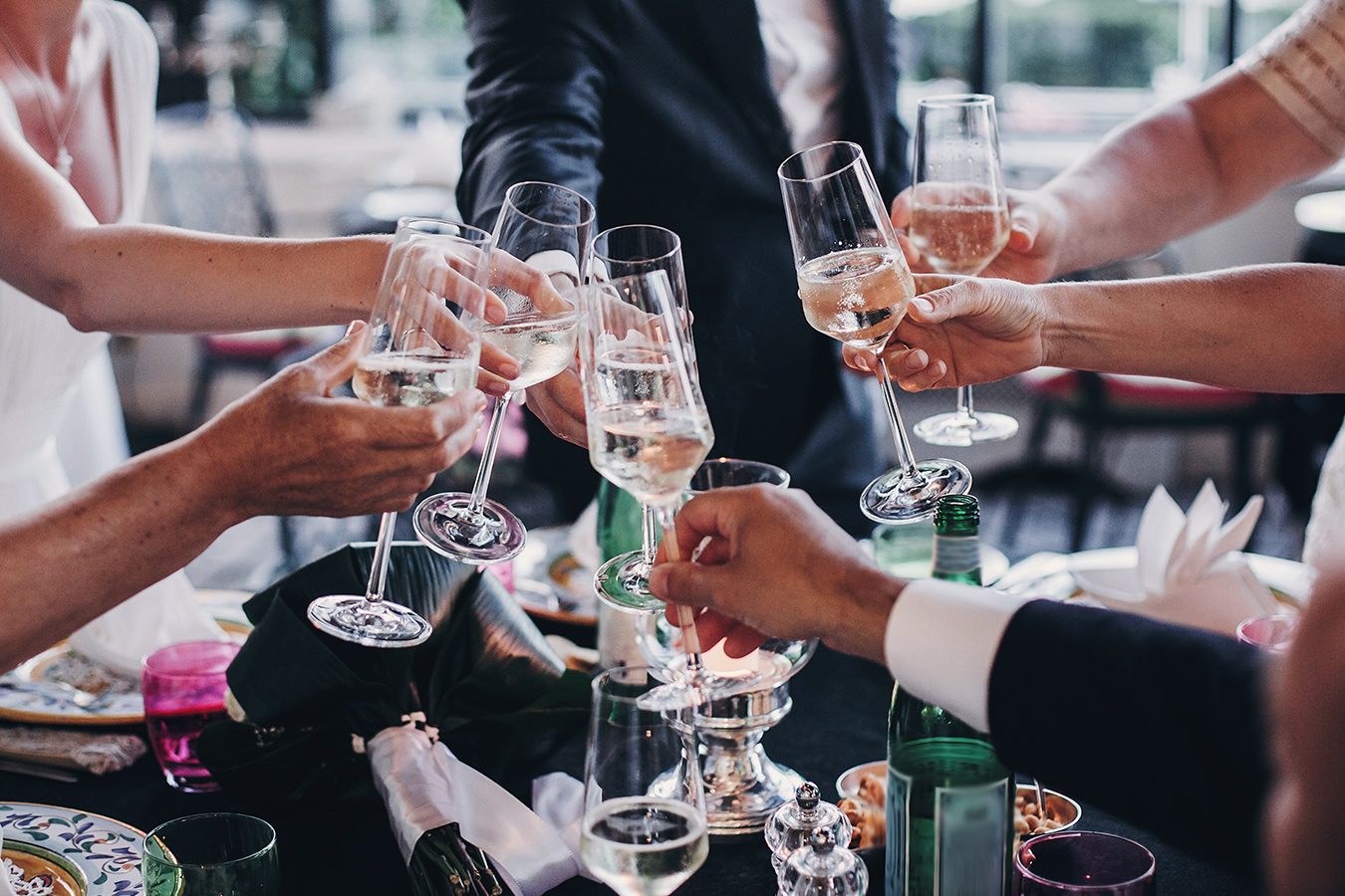 Should you have a pre-ceremony cocktail hour
